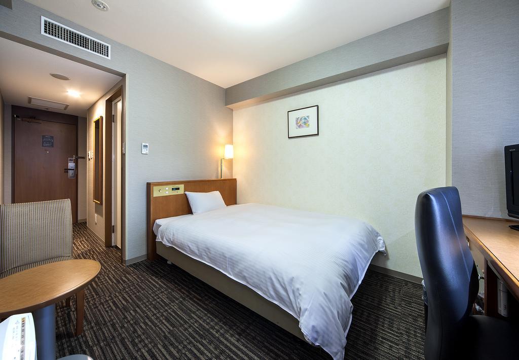 Daiwa Roynet Hotel Toyama Station Habitación foto