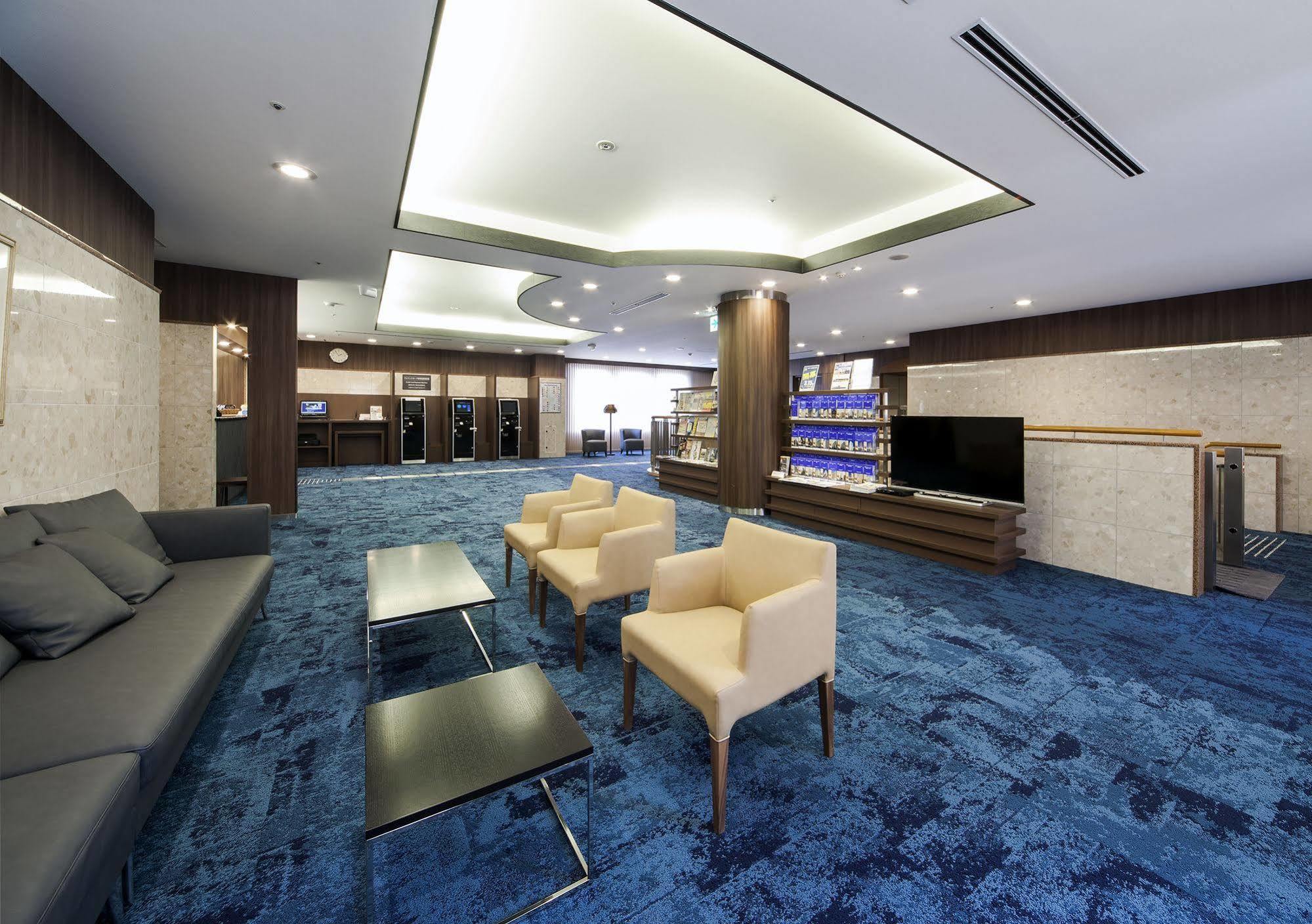 Daiwa Roynet Hotel Toyama Station Exterior foto